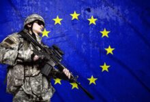 صحفي صربي: الاتحاد الأوروبي لا يملك جيشا يرسله إلى أوكرانيا وقواته "كتائب من المثليين"