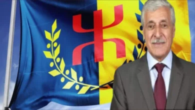 الجزائر: سكان القبائل يتشبتون بجزائريتهم ويتبرأون من فرحات مهني اللذي يريد اعلان استقلال (دولة القبائل) من الجزائر 2 الجزائر: سكان القبائل يتشبتون بجزائريتهم ويتبرأون من فرحات مهني اللذي يريد اعلان استقلال (دولة القبائل) من الجزائر