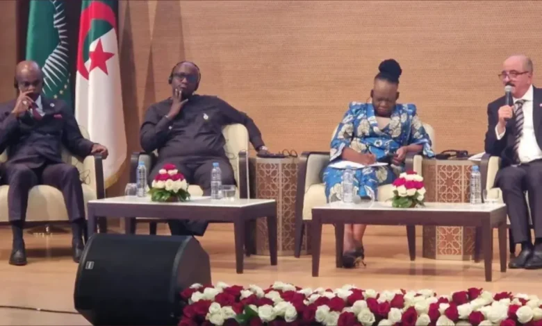 وزير الخارجية التونسي يشارك في مؤتمر الجزائر حول جرائم الاستعمار في إفريقيا 1 وزير الخارجية التونسي يشارك في مؤتمر الجزائر حول جرائم الاستعمار في إفريقيا