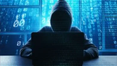 رئيس وزراء إسرائيل الأسبق يعلق على اختراق هاتفه من قراصنة إيرانيين