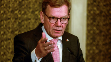 وزير الخارجية الألماني: "بوتين يتهرب من المفاوضات ويبحث عن ذرائع جديدة" 2 وزير الخارجية الألماني: "بوتين يتهرب من المفاوضات ويبحث عن ذرائع جديدة"