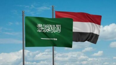 الحكومة اليمنية ترحب بالبيان السعودي حول تطورات حضرموت والمهرة