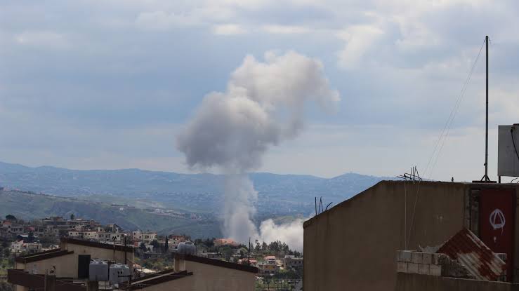 غارة إسرائيلية تقـ. ـتل شخصين في شمال شرقي لبنان