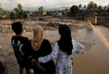 وكالة الصحافة الفرنسية ارتفاع حصيلة ضحايا الفيضانات في إندونيسيا إلى نحو 600 قتـ ـيل