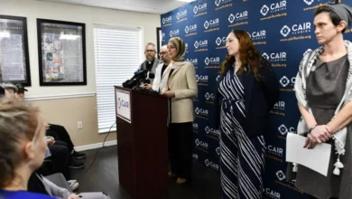 «كير» تقاضي حاكم فلوريدا بعد تصنيفه منظمة إرهـ. ـابية 2 «كير» تقاضي حاكم فلوريدا بعد تصنيفه منظمة إرهـ. ـابية