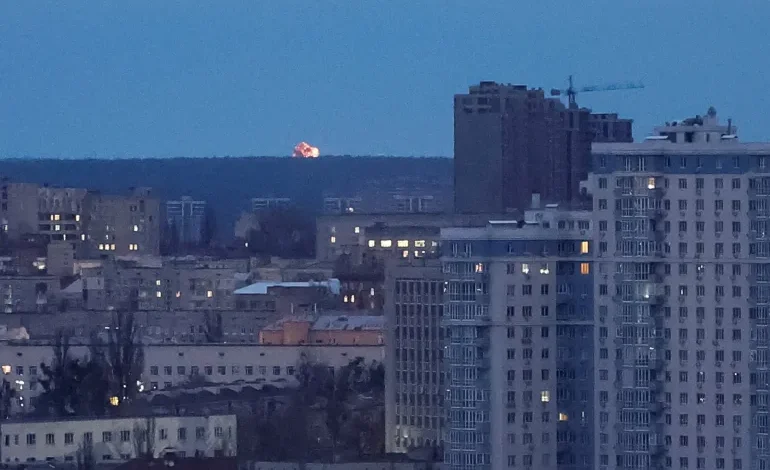 هجوم روسي واسع على كييف فجرًا وسط حالة تأهب جوي شاملة