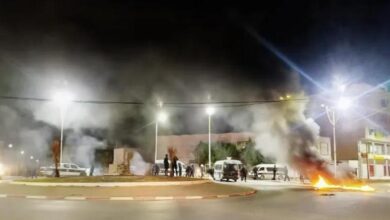 تونس.. إيقاف 21 شخصًا على خلفية احتجاجات القيروان بعد وفاة نعيم البريكي