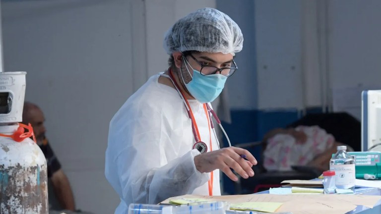 عمادة الأطباء التونسية تتقدم بشكاية ضد برنامج تلفزي يروج لعلاجات غير علمية للسرطان 1 عمادة الأطباء التونسية تتقدم بشكاية ضد برنامج تلفزي يروج لعلاجات غير علمية للسرطان