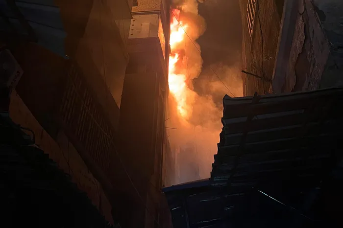 مصر.. حريق ضخم في مركز تجاري بالمنصورة يودي بحيـ.اة 5 أشخاص ويصيب 13 آخرين 1 مصر.. حريق ضخم في مركز تجاري بالمنصورة يودي بحيـ.اة 5 أشخاص ويصيب 13 آخرين