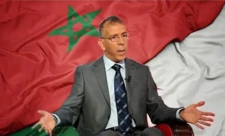 حقيقة منع المعلق الجزائري حفيظ دراجي من السفر إلى المغرب لتغطية كأس أمم إفريقيا