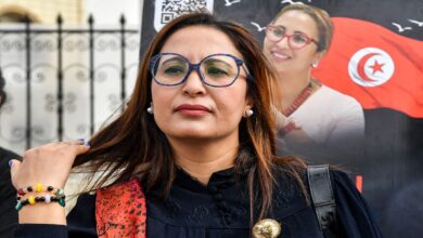 تونس.. تنسيقية عائلات المعتقلين السياسيين تدعو إلى وقفة تضامنية مع الناشطة شيماء عيسى 3 تونس.. تنسيقية عائلات المعتقلين السياسيين تدعو إلى وقفة تضامنية مع الناشطة شيماء عيسى