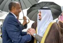 رئيس مجلس السيادة السوداني عبد الفتاح البرهان يصل إلى الرياض