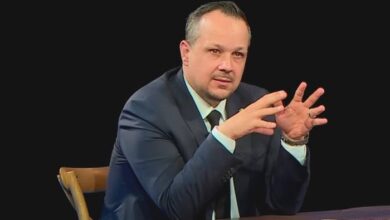 توقيف الجزائري مهدي غزار في باريس وإخلاء سبيله بعد ساعات بسبب تصنيفات أمنية فرنسية 4 توقيف الجزائري مهدي غزار في باريس وإخلاء سبيله بعد ساعات بسبب تصنيفات أمنية فرنسية