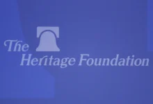 أكثر من 12 موظفًا يغادرون مركز "هريتدج فاونديشن" الأميركي في خضم جدل حول معاداة السامية