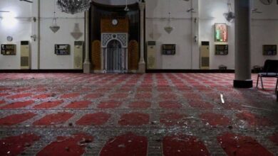 سقوط ثلاث قذائف صاروخية في دمشق واستهداف قبة مسجد المحمدي