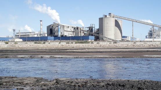 تمويل بـ110 ملايين دولار لإعادة تأهيل المجمع الكيميائي التونسي 1 تمويل بـ110 ملايين دولار لإعادة تأهيل المجمع الكيميائي التونسي