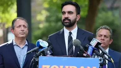 عمدة نيويورك الجديد يلغي أوامر سلفه بشأن "إسرائيل" 6 عمدة نيويورك الجديد يلغي أوامر سلفه بشأن "إسرائيل"