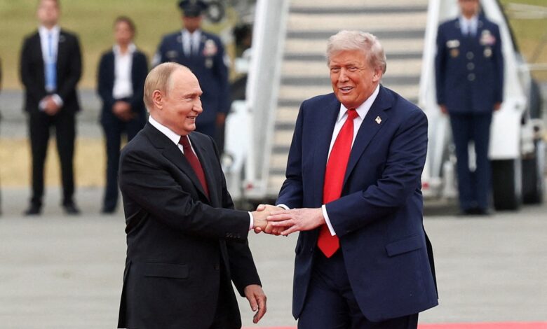 ترامب يشكك في اتهام موسكو لأوكرانيا باستهداف مقر بوتين ويتوقع اتفاقًا قريبًا 1 ترامب يشكك في اتهام موسكو لأوكرانيا باستهداف مقر بوتين ويتوقع اتفاقًا قريبًا