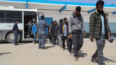 ليبيا: ضبط 21 مهاجراً غير شرعي وتوقيف سائقي حافلتين في الجفرة 6 ليبيا: ضبط 21 مهاجراً غير شرعي وتوقيف سائقي حافلتين في الجفرة