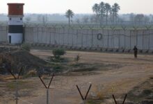 العراق يعلن إحراز تقدم في الجدار الحدودي مع سوريا ونقل سجناء داعش إلى سجون محصنة