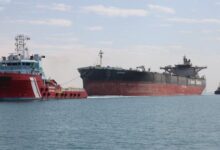 مصر: هيئة قناة السويس توضح حقيقة جنوح سفينة بضائع قرب بورسعيد