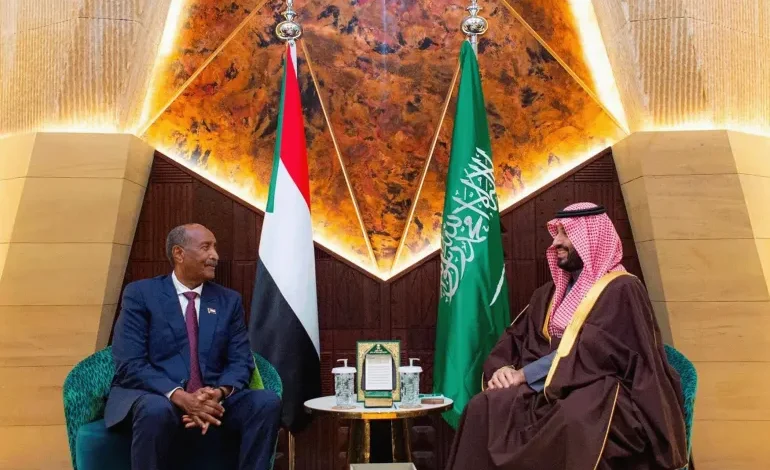 البرهان يعيد تشكيل المجلس الأعلى للتعاون الإستراتيجي بين السودان والسعودية