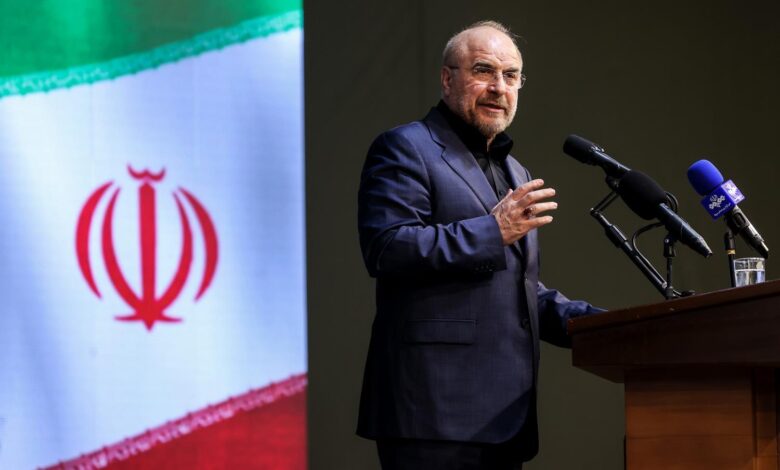 رئيس البرلمان الإيراني لترامب: أيها المقامر المغرور نحن ننتظرك