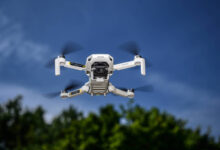 طائرة مسيرة أوكرانية تهاجم سيارة إسعاف في إنيرغودار