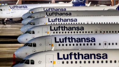 لوفتهانزا تعلّق رحلاتها من وإلى إسرائيل وتطلب من موظفيها الاستعداد للمغادرة
