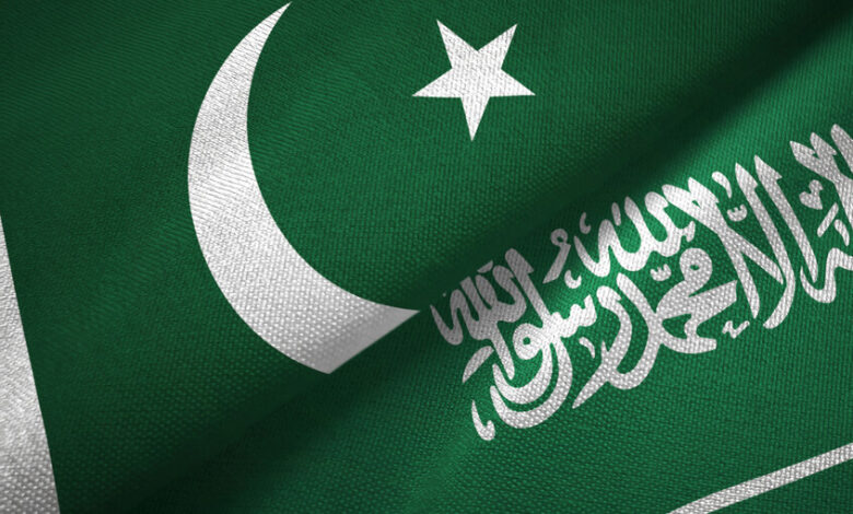 باكستان والسعودية تبحثان تحويل قروض بملياري دولار إلى صفقة مقاتلات JF-17 1 باكستان والسعودية تبحثان تحويل قروض بملياري دولار إلى صفقة مقاتلات JF-17