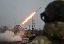 الجيش الروسي يسيطر على بلدة زيليونويه ويعلن خسائر كبيرة للقوات الأوكرانية