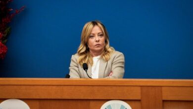 رئيسة وزراء إيطاليا تدعو الاتحاد الأوروبي لفتح مفاوضات مع روسيا