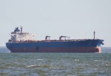 فنزويلا والولايات المتحدة تعيدان ناقلة النفط «أولينا» إلى المياه الفنزويلية