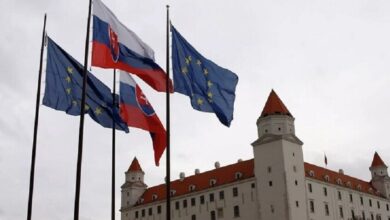 سلوفاكيا ترفض دعم كييف عسكريًا وترفض ضمان قرض أوروبي لأوكرانيا 2 سلوفاكيا ترفض دعم كييف عسكريًا وترفض ضمان قرض أوروبي لأوكرانيا