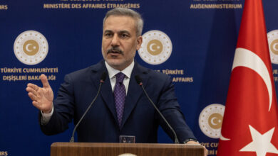 وزير الخارجية التركي يهاجم وزير الخارجية اليوناني ويؤكد استحالة تطبيع العلاقات مع اسرائيل