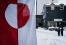 بعثة عسكرية أوروبية تصل غرينلاند وسط خلاف أمريكي-دنماركي حول مستقبل الجزيرة