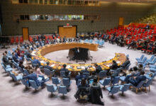 إيران تهاجم الولايات المتحدة وإسرائيل في مجلس الأمن وتؤكد رفض أي تدخل خارجي