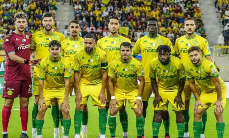 تقارير: توتر في صفوف شبيبة القبائل الجزائري بسبب تأخر مستحقات اللاعبين قبل مواجهة الجيش الملكي المغربي