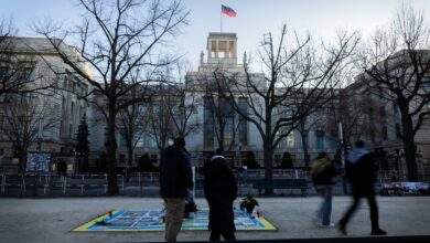 ألمانيا تمهل نائب الملحق العسكري الروسي 72 ساعة لمغادرة أراضيها 2 ألمانيا تمهل نائب الملحق العسكري الروسي 72 ساعة لمغادرة أراضيها