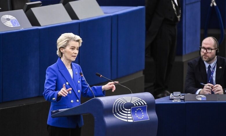 حزب الشعب الأوروبي يعاقب نوابًا لعدم دعم فون دير لاين في تصويت حجب الثقة