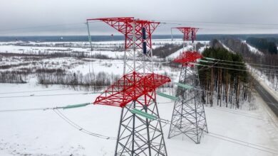 أوكرانيا تزيد واردات الكهرباء من أوروبا لمواجهة أزمة طاقة حادة