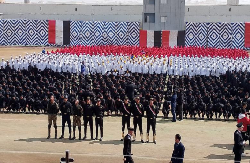 الداخلية المصرية توقف خريجين من معهد معاوني الأمن بسبب احتفالات غير منضبطة