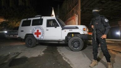 رويترز: حماس تسعى لدمج شرطتها في إدارة غزة بدعم أمريكي قبل محادثات نزع السلاح