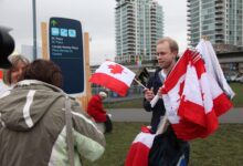 السفارة الروسية تدعو كندا لرفع السرية عن تقرير إيواء مجرمي الحرب النازيين