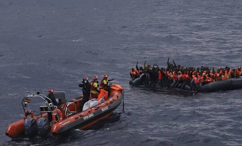 الشرطة الإيطالية تعتقل شبكة تهريب المهاجرين مرتبطة بالسواحل الليبية