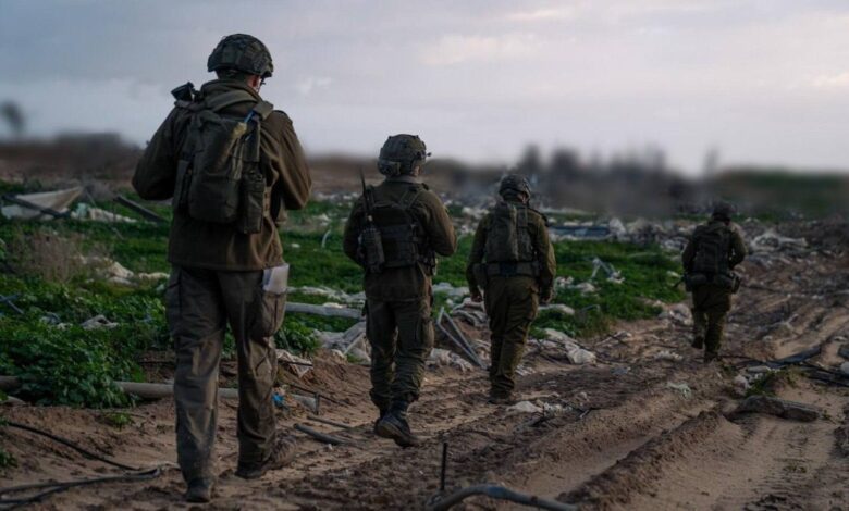 الجيش الإسرائيلي يعتقل قائدًا ميدانيًا من كتائب القسام شرق رفح