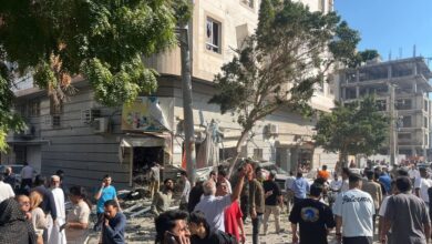 انفجار يدمّر طابقين في مبنى سكني بمدينة بندر عباس جنوب إيران