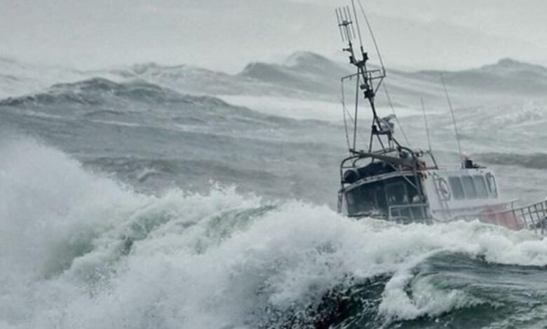 تونس: تواصل البحث عن أربعة بحّارة فُقدوا قبالة سواحل طبلبة