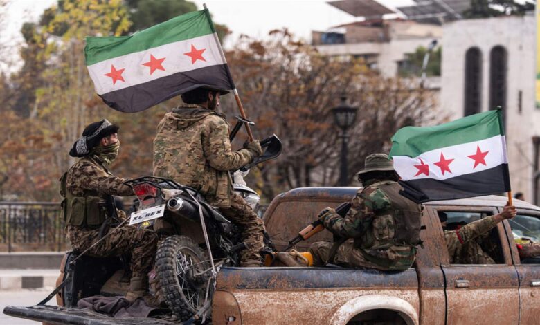 الجيش السوري يعلن استلام مخيم الهول وسجون داعش بعد انسحاب قسد