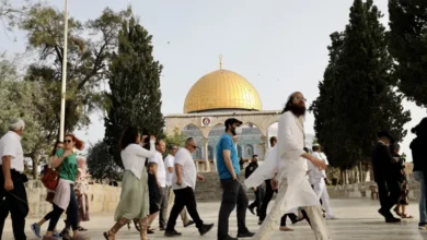 اقتحامات جديدة للأقصى وإبعاد أكاديمي عنه